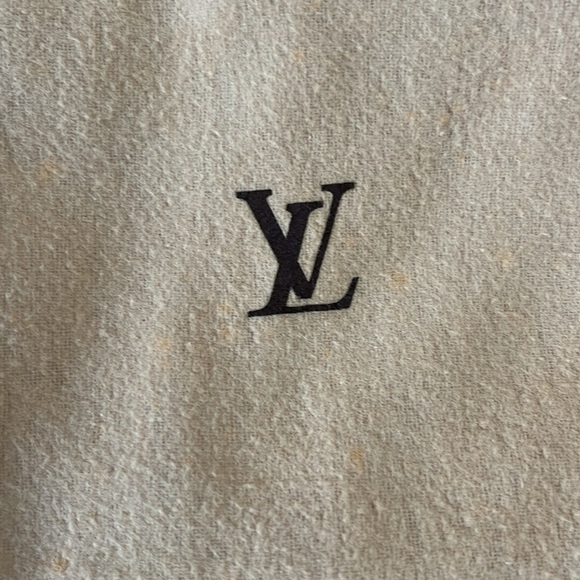 Louis Vuitton Dust Bag, Large, LV Monogram Drawstring - Picture 5 of 8